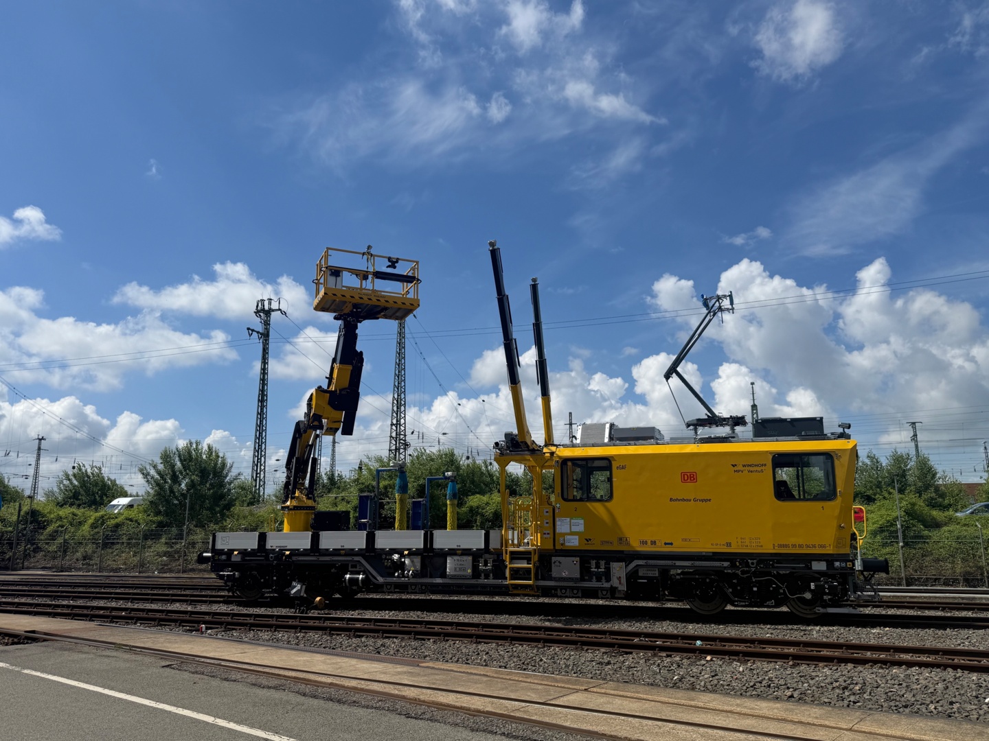 Hybrid-powered MPV® VentuS® Type MTW from WINDHOFF